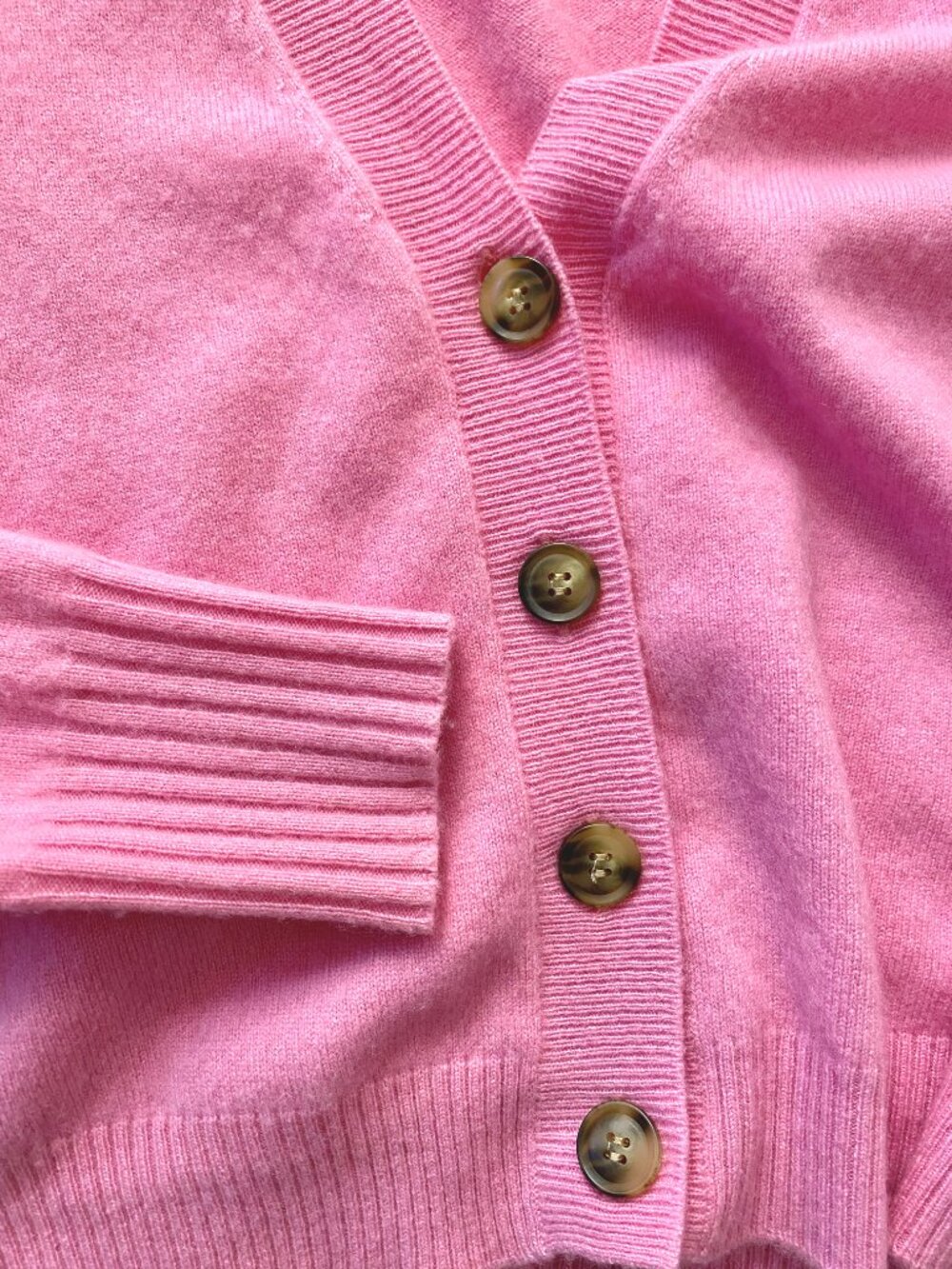 Intermix 100% Cashmere V-Neck Button Down Cardigan in Pink | Size P - Picture 7 of 8